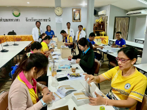 การประทับตราเครื่องหมายบนบัตรเลือกตั้ง สมาชิกสภาเทศบาลเมืองเทพวงศา และนายกเทศมนตรีเมืองเทพวงศา